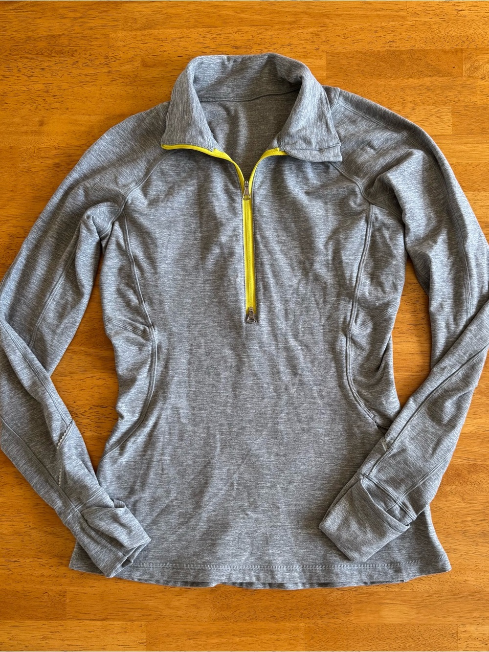 Lululemon Sz 8 Race Your Pace Gray 1/2 Zip Fitted Pullover